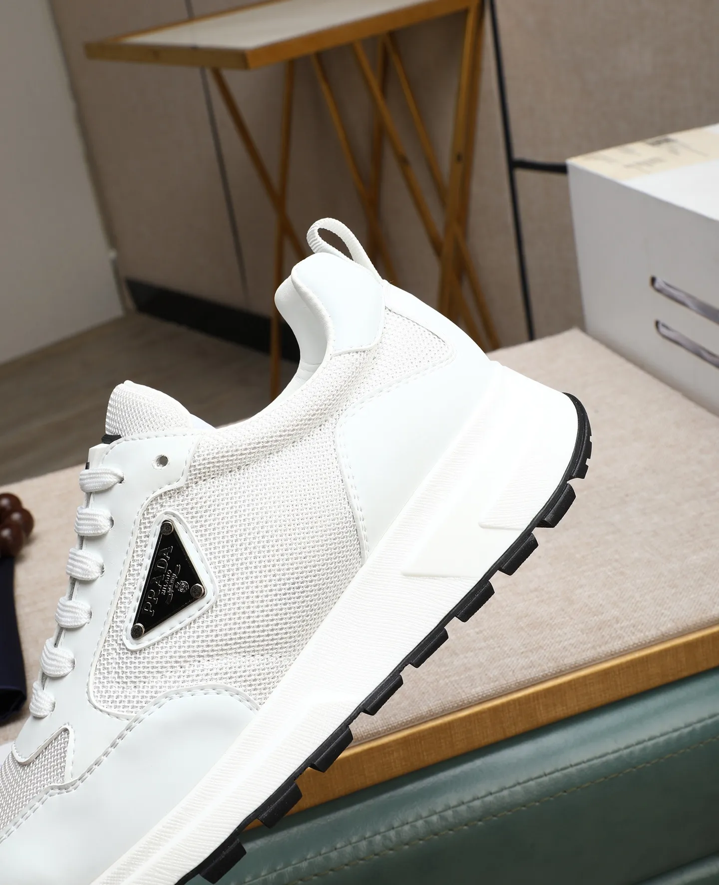 Men's shoes 💰540 🌹🌹[PRADA—Prada] latest model 🙈original replica! 👟👟👟Available here. The workmanship is top-notch. The upper is made from Italy. 🇮🇹Imported first-layer cowhide. ❗️Breathable cowhide lining@Suitable for travel. The original version has an enlarged engraved sole, making it suitable for all kinds of travels, showing low-key luxury. Let quality speak for itself. Color: Size: 38-44